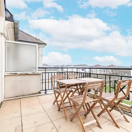 Apartment Duplex Chancelier - Fairytale Factory Bussy-Saint-Georges